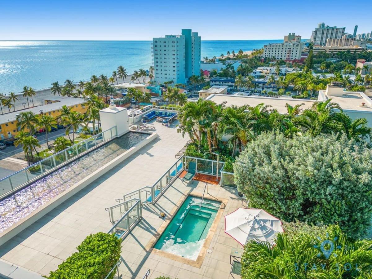Rooftop Pool - Hollywood Beach Boardwalk Eksteriør billede